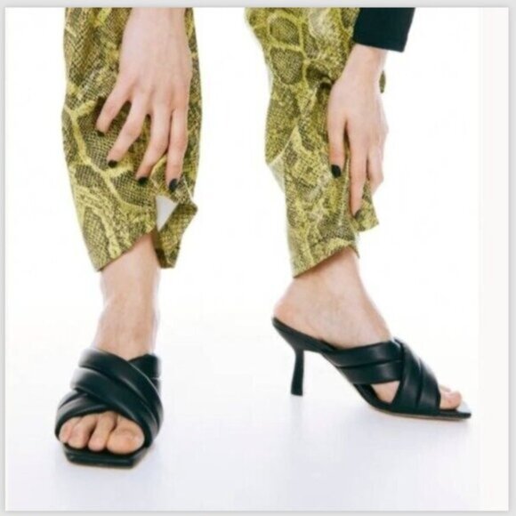 H&M Mules Heels Sandals Quilt Black Sz.39/ US8 - Picture 1 of 16